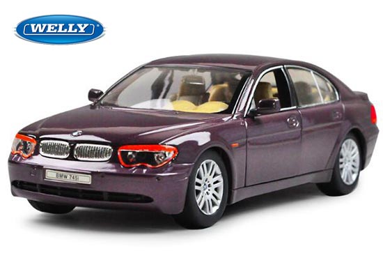 Welly BMW 745i Diecast Car Model 1:24 Scale Silver / Purple