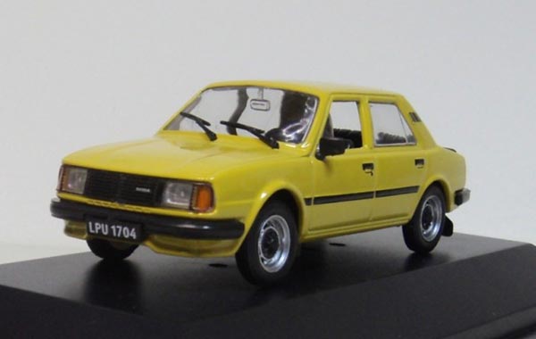 IXO Skoda 120 LS Diecast Car Model 1:43 Scale Yellow