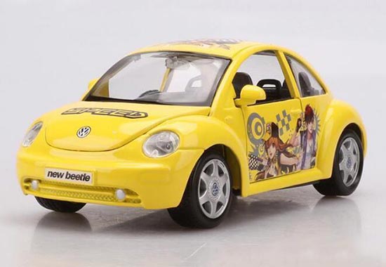 Maisto Volkswagen New Beetle Diecast Car Model 1:24 Scale Yellow