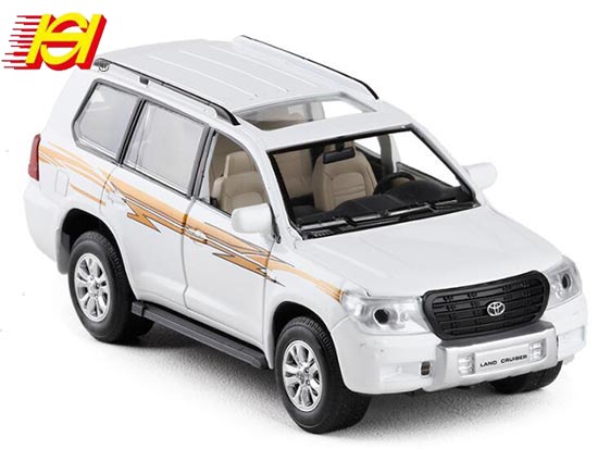 SH Toyota Land Cruiser Diecast SUV Toy 1:32 White / Black