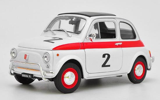 Welly 1957 Fiat Nuova 500 Diecast Model 1:18 Scale White