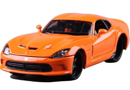 Maisto 2013 Dodge SRT Viper GTS Diecast Model 1:24 Orange