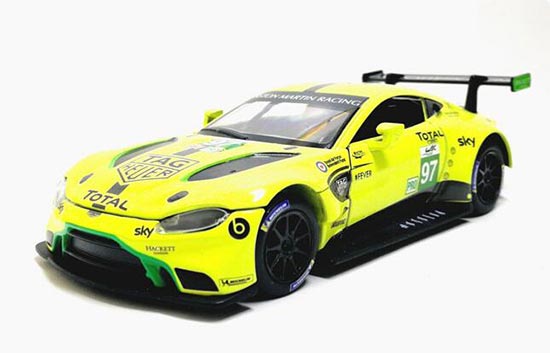 RMZ City Aston Martin Vantage GTE Le Mans Diecast Toy 1:32