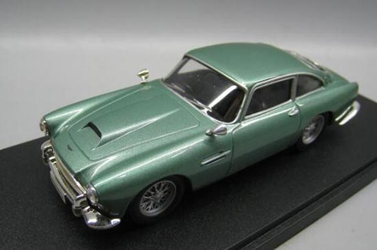 IXO Aston Martin DB4 COUPE Diecast Model 1:43 Scale Green