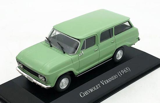 IXO 1965 Chevrolet Veraneio Diecast Car Model 1:43 Scale Green
