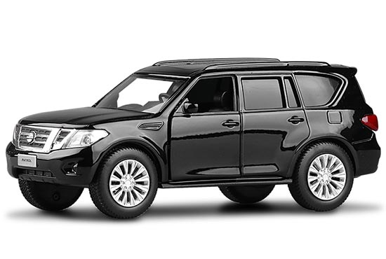 JKM Nissan Patrol SUV Diecast Toy 1:36 White / Black / Silver